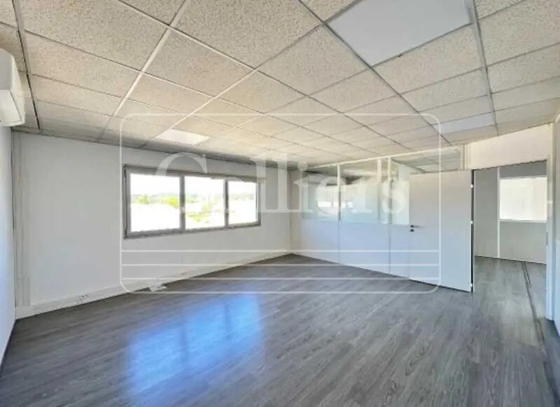 Bureau dans Aubagne à louer - Photo intérieure - Image 3 de 7