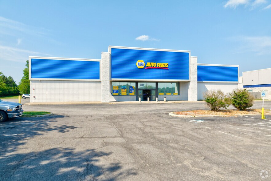 1190 Jefferson Rd, Rochester, NY à vendre - Photo principale - Image 1 de 4