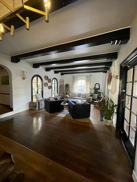 335 E Palm Ln, Phoenix, AZ for lease - Interior Photo - Image 3 of 18