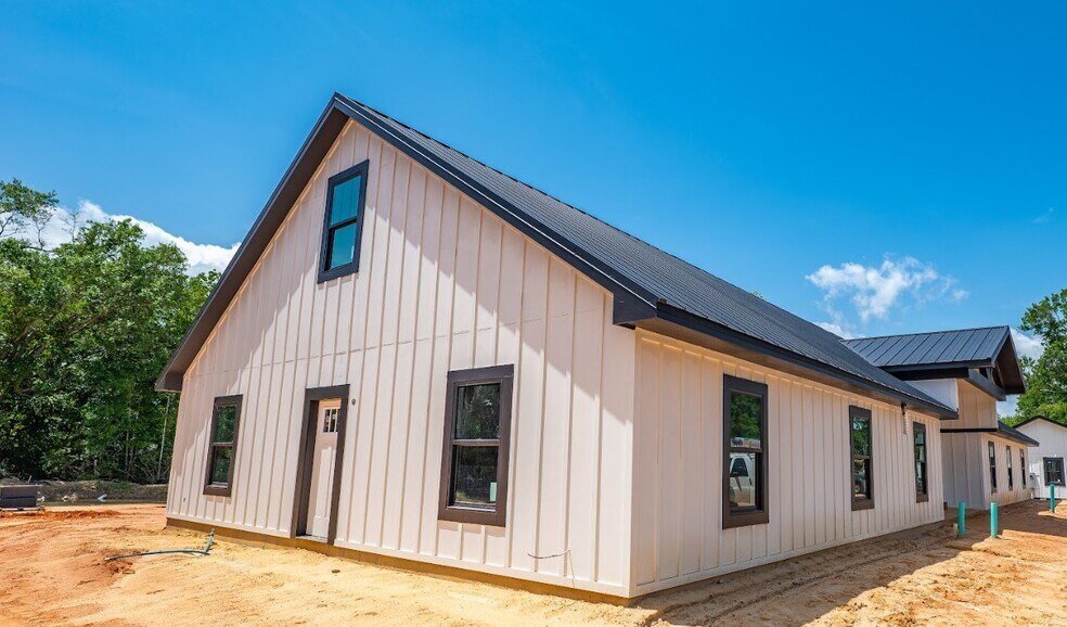 5433 Chumuckla Hwy, Pace, FL à louer - Photo du bâtiment - Image 2 de 13