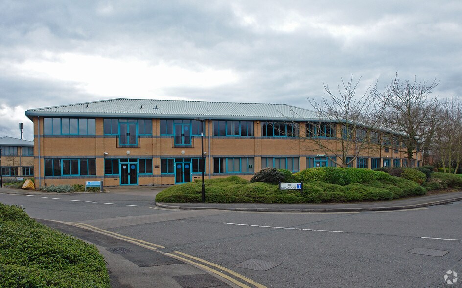 28-32 The Quadrant, Abingdon à louer - Photo du bâtiment - Image 2 de 6