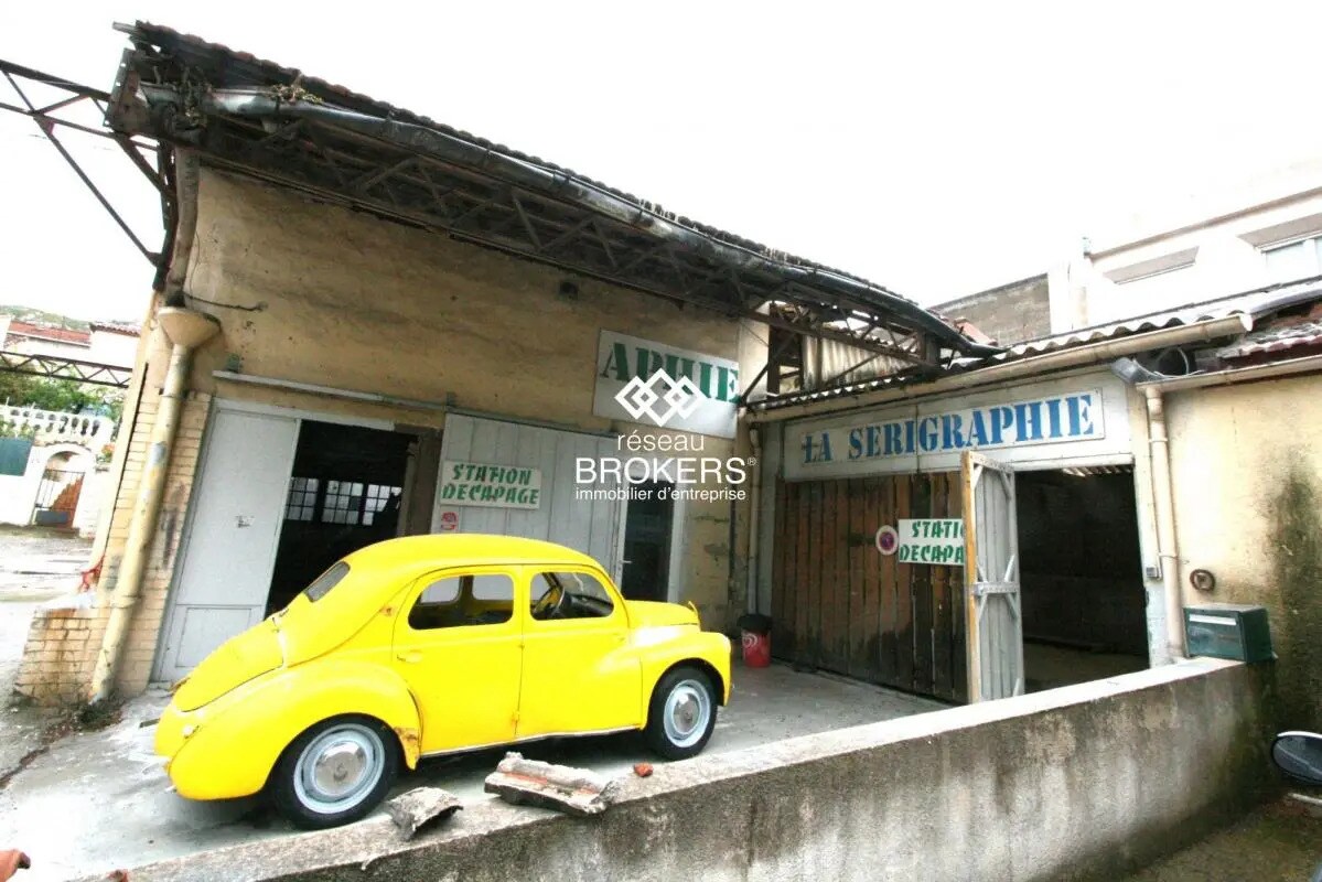 Flex in Marseille for sale Building Photo- Image 1 of 11