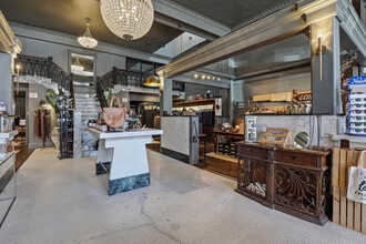 110 N Tennessee St, McKinney, TX à louer Photo intérieure- Image 2 de 51