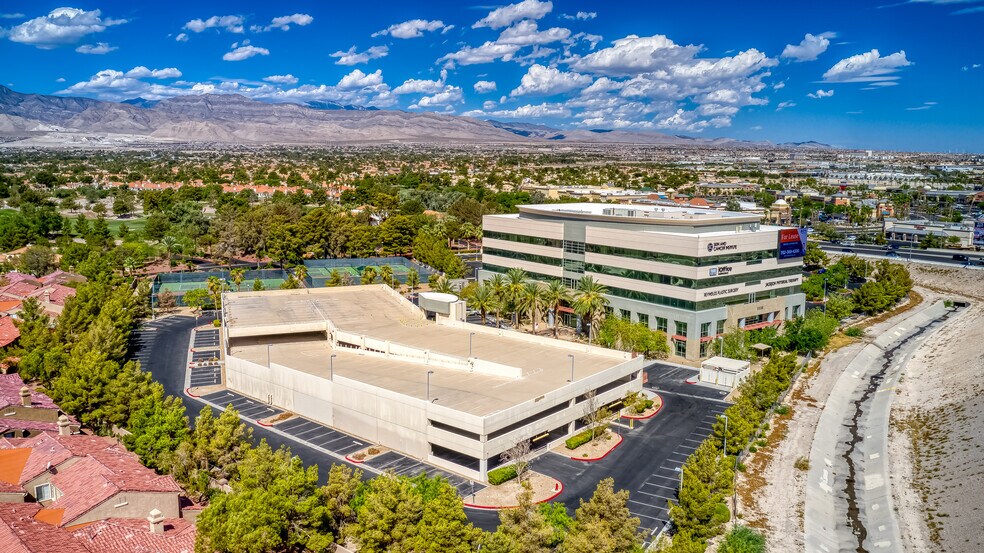 5550 Painted Mirage Rd, Las Vegas, NV à louer - Photo du bâtiment - Image 3 de 11
