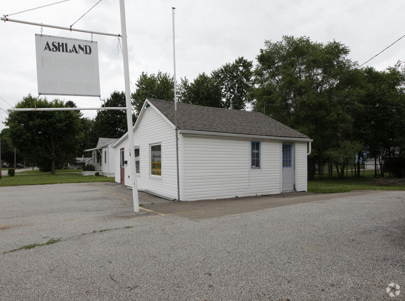 900 E Main St, Ashland, OH for sale - Building Photo - Image 2 of 2