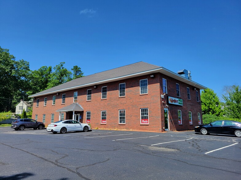 92 Middlesex Rd, Tyngsboro, MA à vendre - Photo du bâtiment - Image 1 de 1