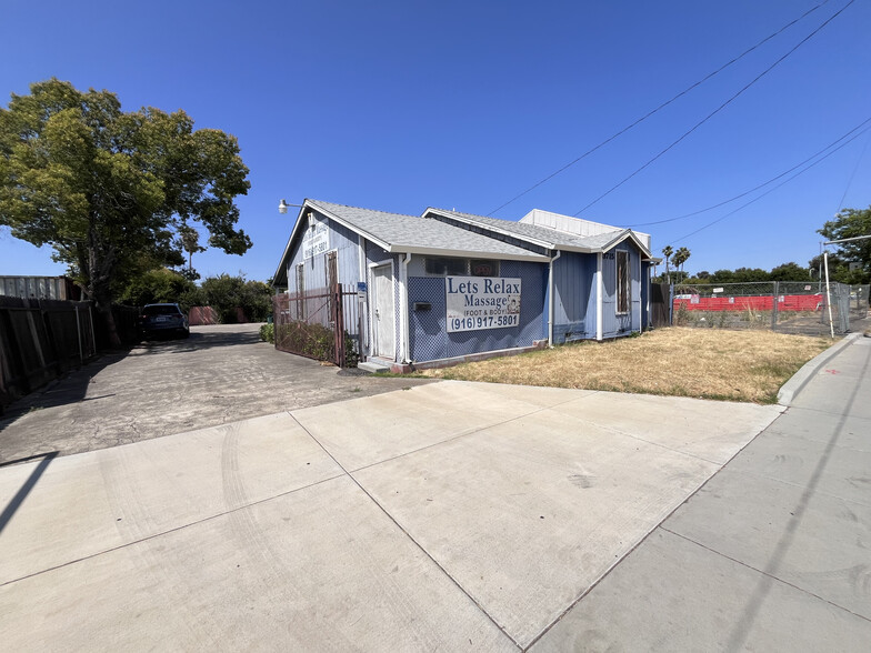 3715 47th Ave, Sacramento, CA for sale - Building Photo - Image 1 of 14