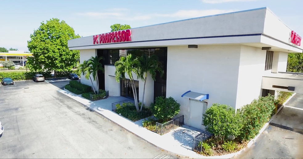 6000 W Okeechobee Blvd, West Palm Beach, FL for lease - Primary Photo - Image 3 of 5