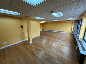 86-26 Broadway, Elmhurst, NY for lease Interior Photo- Image 2 of 19