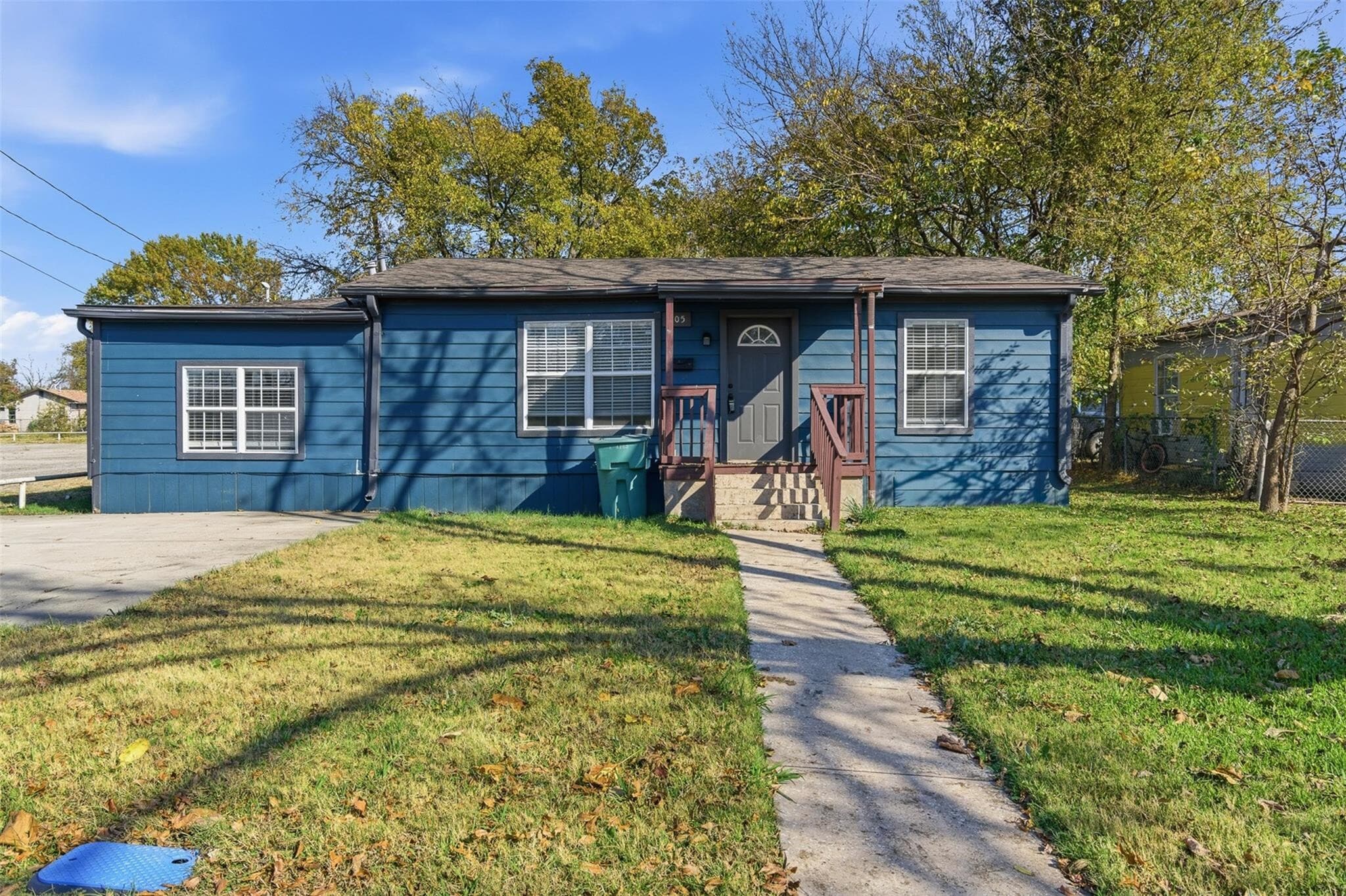 405 N Carr Ave, Sherman, TX for sale Primary Photo- Image 1 of 2