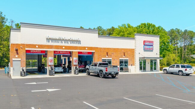 Plus de détails pour 2110 W DeKalb St, Camden, SC - Commerce de détail à vendre