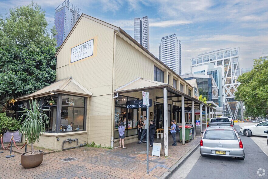 2 Horwood Pl, Parramatta à louer - Photo du bâtiment - Image 3 de 4