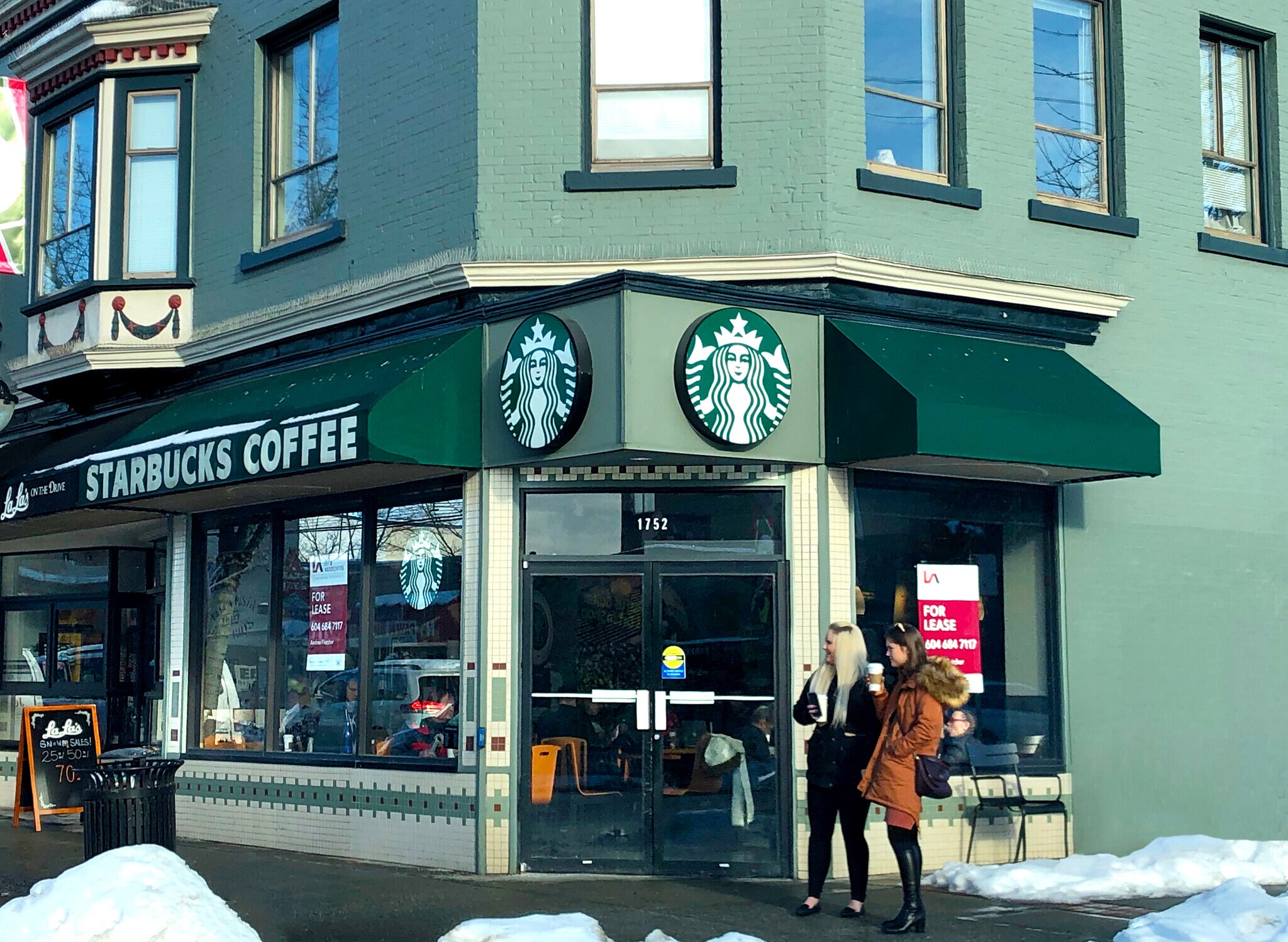 1744-1752 Commercial Dr, Vancouver, BC à vendre Photo du bâtiment- Image 1 de 1