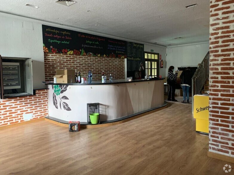 Commerce de détail dans San Lorenzo de El Escorial, Madrid à vendre - Photo du bâtiment - Image 2 de 19