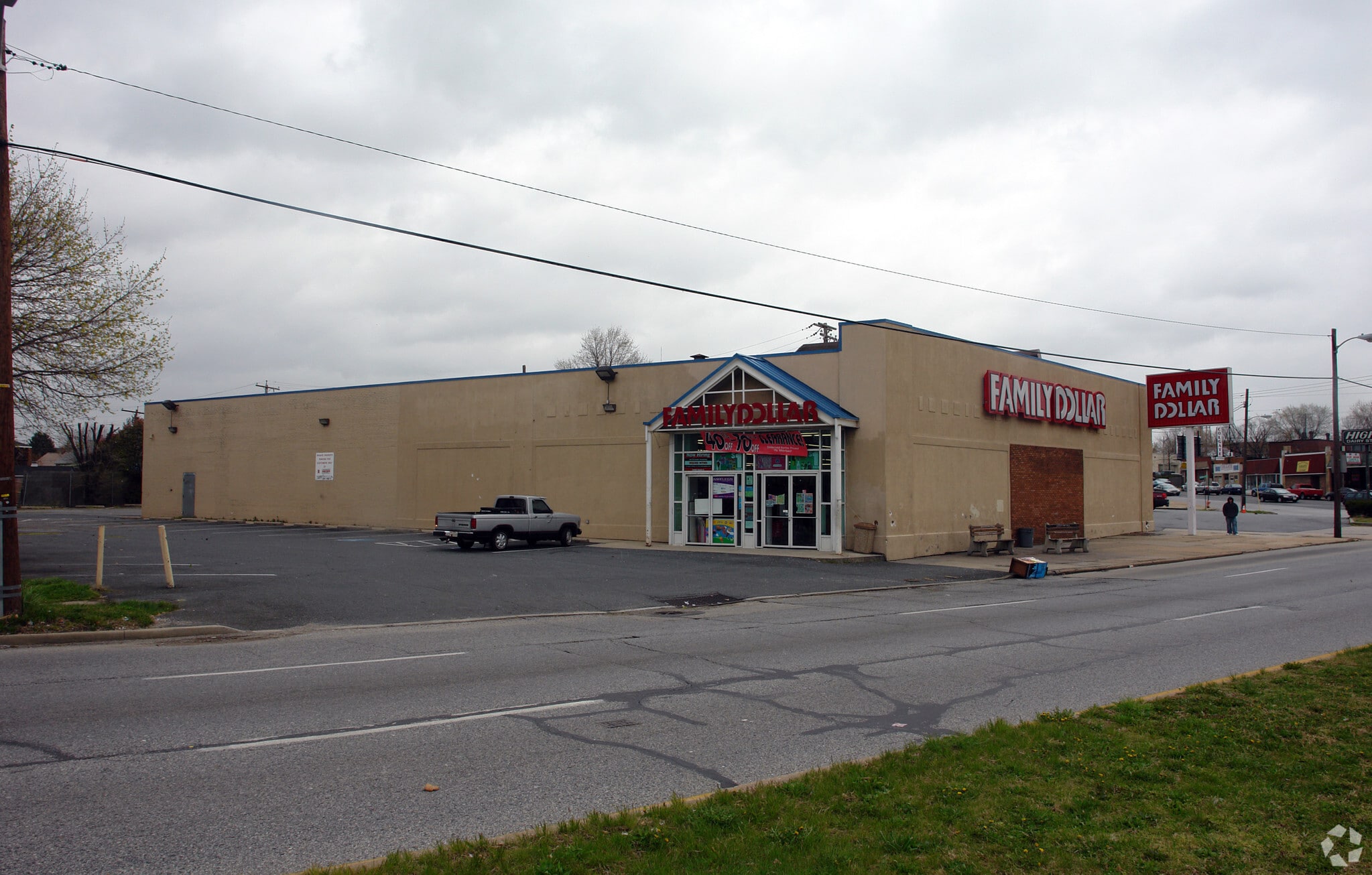 1725 Dundalk Ave, Baltimore, MD for sale Primary Photo- Image 1 of 4