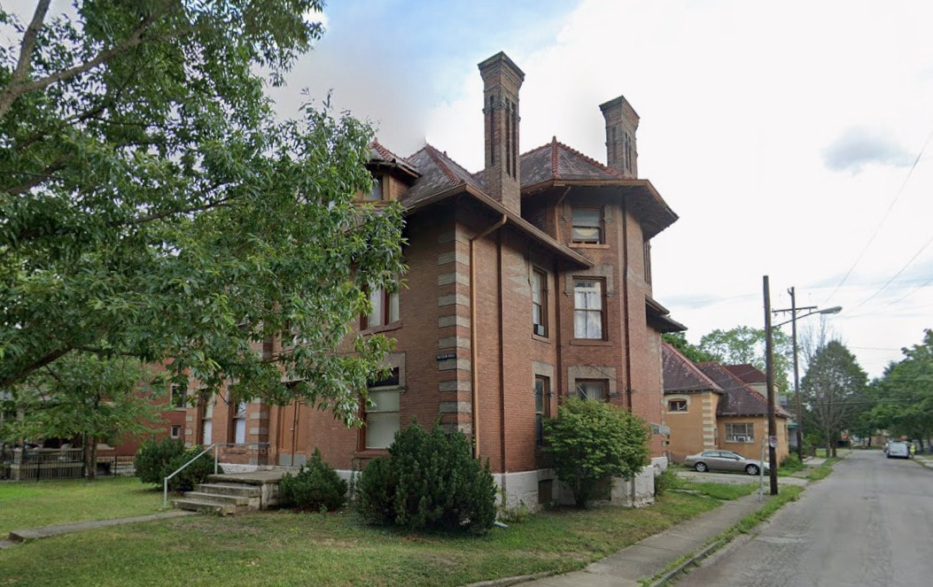 1021 Bryden Rd, Columbus, OH for sale Primary Photo- Image 1 of 9