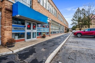 1346 Broadway, Hewlett, NY for lease Interior Photo- Image 1 of 29