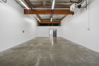 4002-4014 148th Ave NE, Redmond, WA for lease Interior Photo- Image 1 of 9