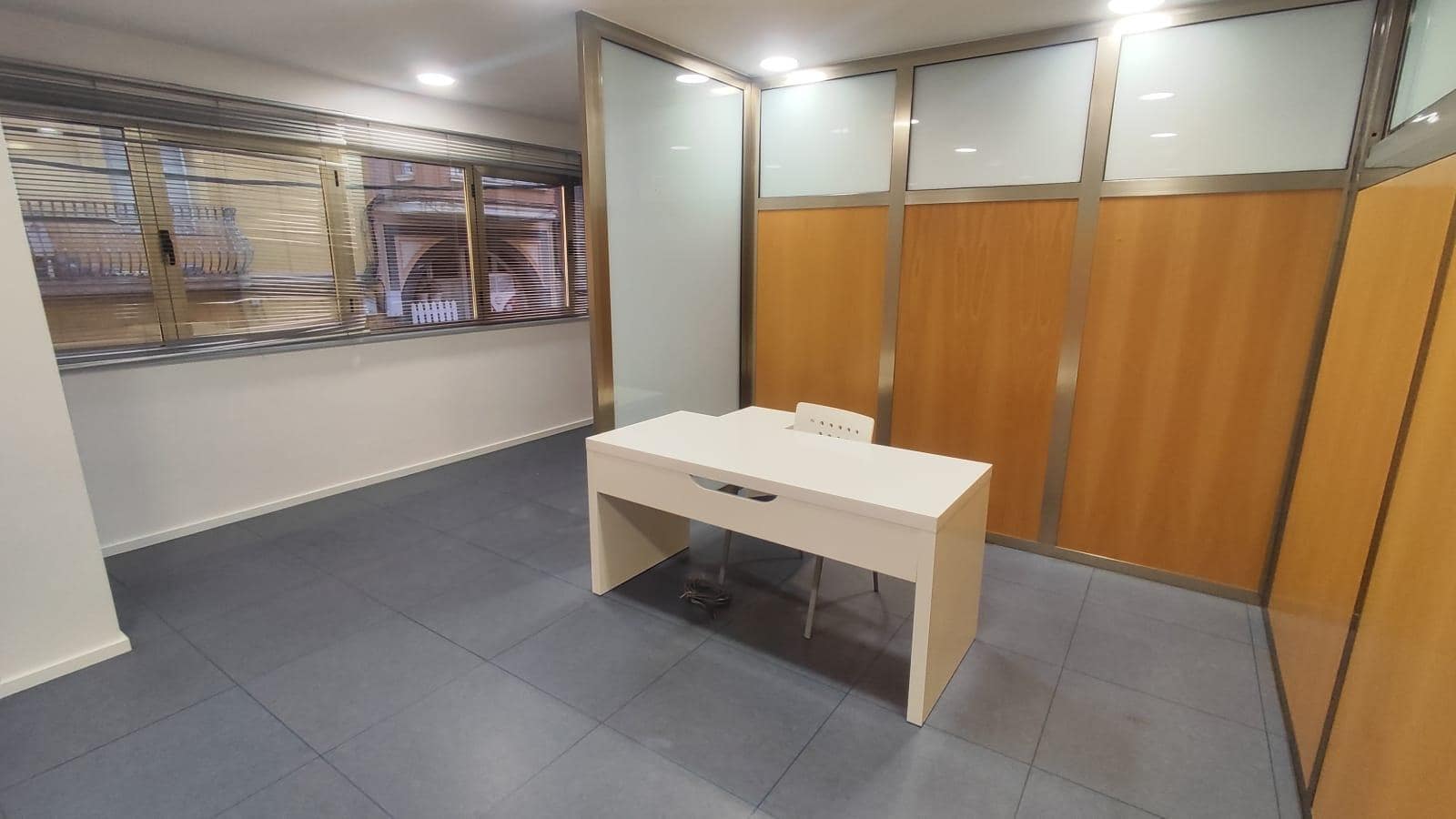 Carrer de Sant Ildefons, 7, Tortosa, Tarragona for lease Interior Photo- Image 1 of 3