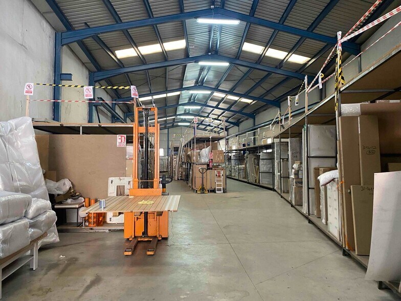 Industrial in Torrejón de Ardoz, Madrid for sale - Building Photo - Image 2 of 7