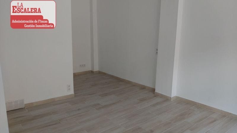 Ibi, ALI 03440 - Unit - - - Interior Photo - Image 2 of 3