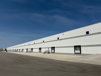 Plus de détails pour 5201 Dean Lakes Blvd, Shakopee, MN - Industriel à louer