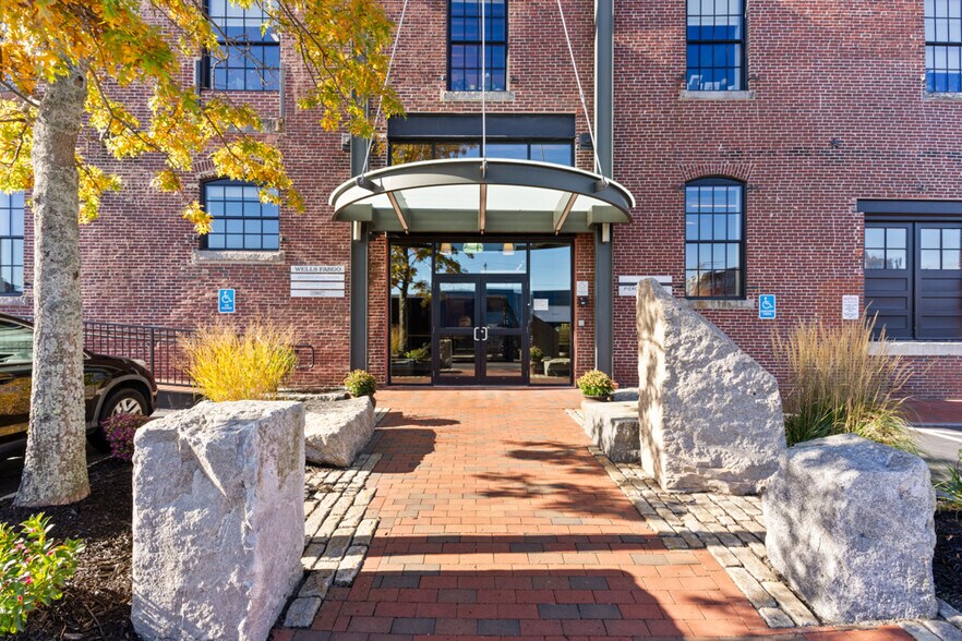 254-258 Commercial St, Portland, ME à louer - Photo du bâtiment - Image 2 de 26