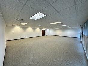 7817 National Service Rd, Greensboro, NC for lease Interior Photo- Image 2 of 5