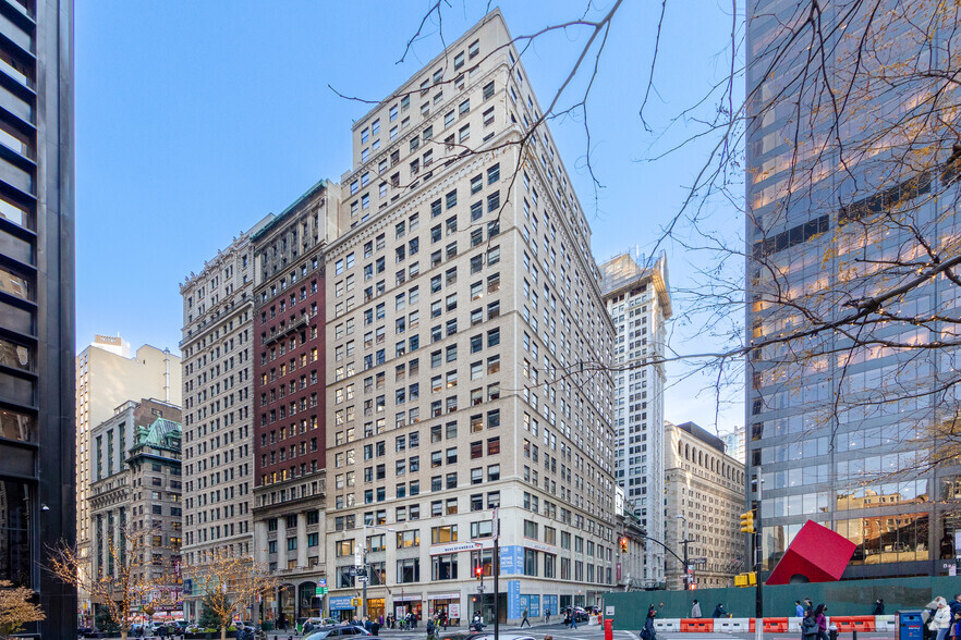 150 Broadway, New York, NY à louer - Photo du bâtiment - Image 1 de 7