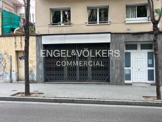 Plus de détails pour Multi-résidentiel à vendre