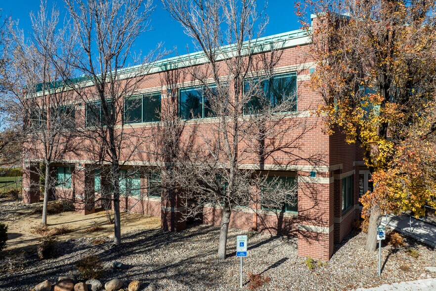 6140 Plumas St, Reno, NV à louer - Photo du bâtiment - Image 2 de 5