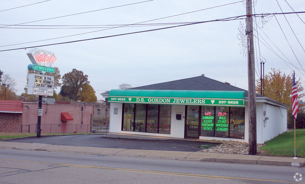 2680 Leechburg Rd, New Kensington, PA à louer - Photo du bâtiment - Image 3 de 4