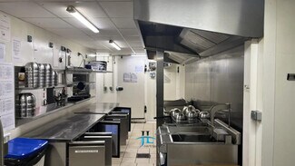 Plus de détails pour Commerce de détail à louer