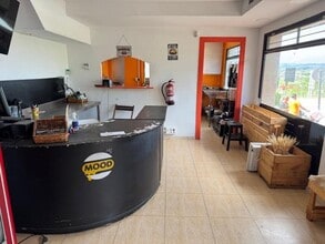 Retail in Gelida, Barcelona for lease Interior Photo- Image 2 of 27