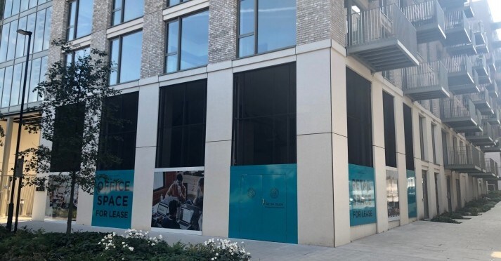 22 Royal Cres, Londres à louer - Photo du bâtiment - Image 2 de 49