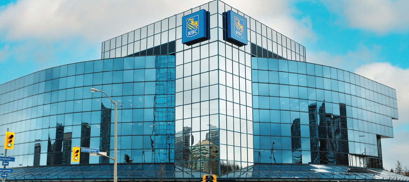 111 Grangeway Ave, Toronto, ON à louer Photo du bâtiment- Image 1 de 1