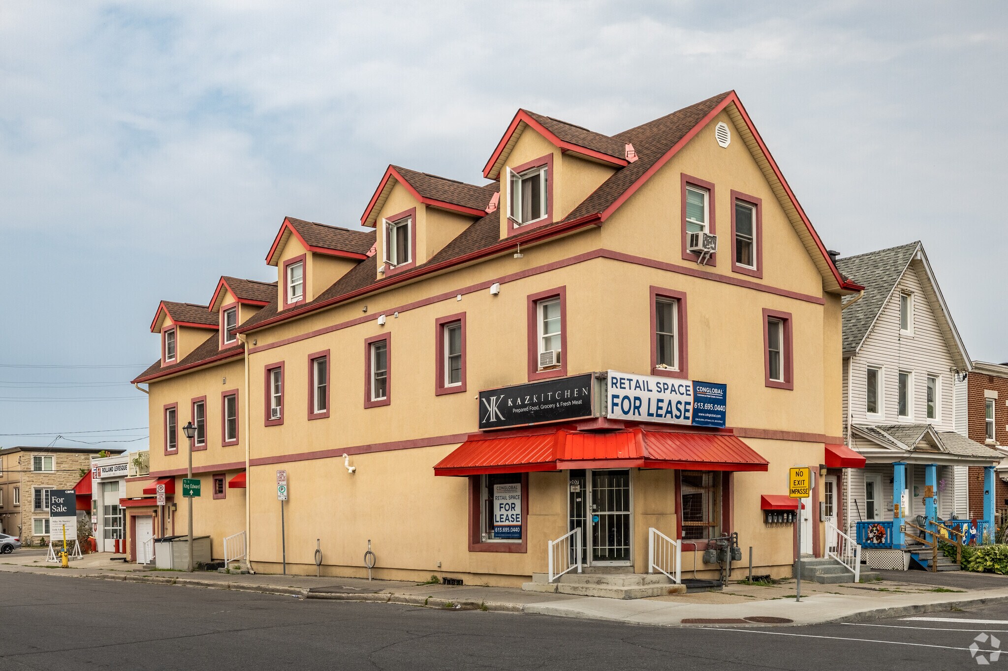207 Guigues Ave, Ottawa, ON for sale Primary Photo- Image 1 of 1