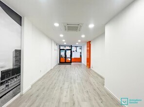 Retail in L'Hospitalet de Llobregat, Barcelona for lease Interior Photo- Image 1 of 6