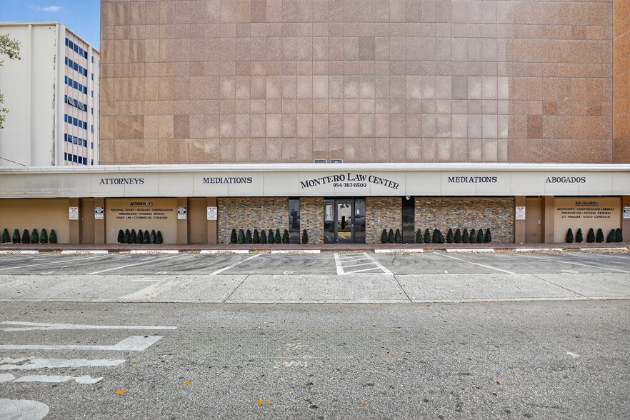 100 SE 6th St, Fort Lauderdale, FL for lease - Building Photo - Image 2 of 35