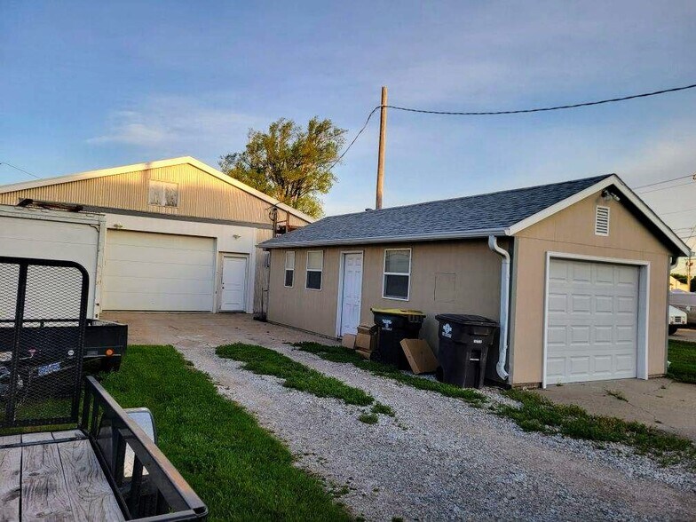 10830-10840 N 142nd St, Waverly, NE à vendre - Photo du bâtiment - Image 3 de 3