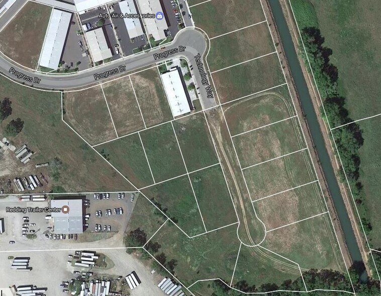 3660 3660 - 3671 Technology Way, Redding, CA à vendre - Photo du bâtiment - Image 2 de 10