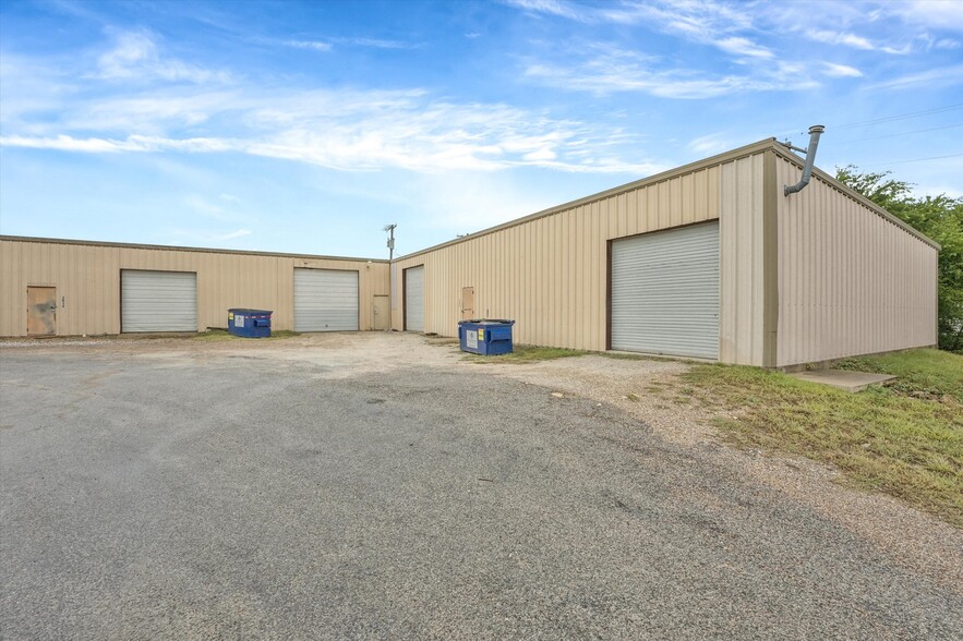 2008-2014 Bobby Ln, Granbury, TX à vendre - Photo principale - Image 1 de 1