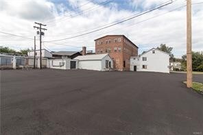 29 Grant St, Walden, NY for lease Primary Photo- Image 1 of 57