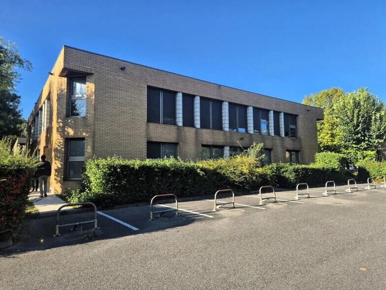 4 Allée Emile Reynaud, Torcy for lease - Building Photo - Image 3 of 4
