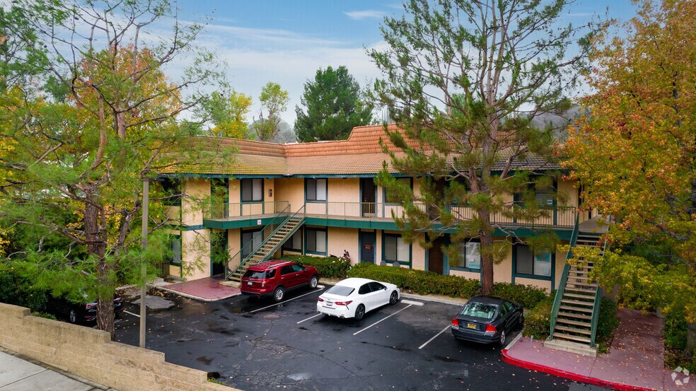 22231 Mulholland Hwy, Calabasas, CA à louer - Photo du bâtiment - Image 2 de 30