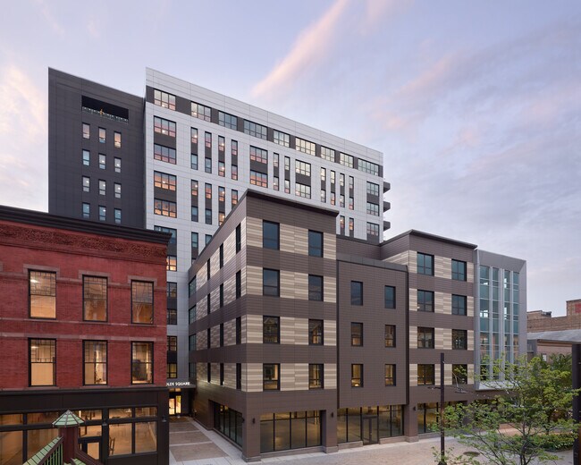 Plus de détails pour 125 E State St, Ithaca, NY - Bureau, Commerce de détail à louer