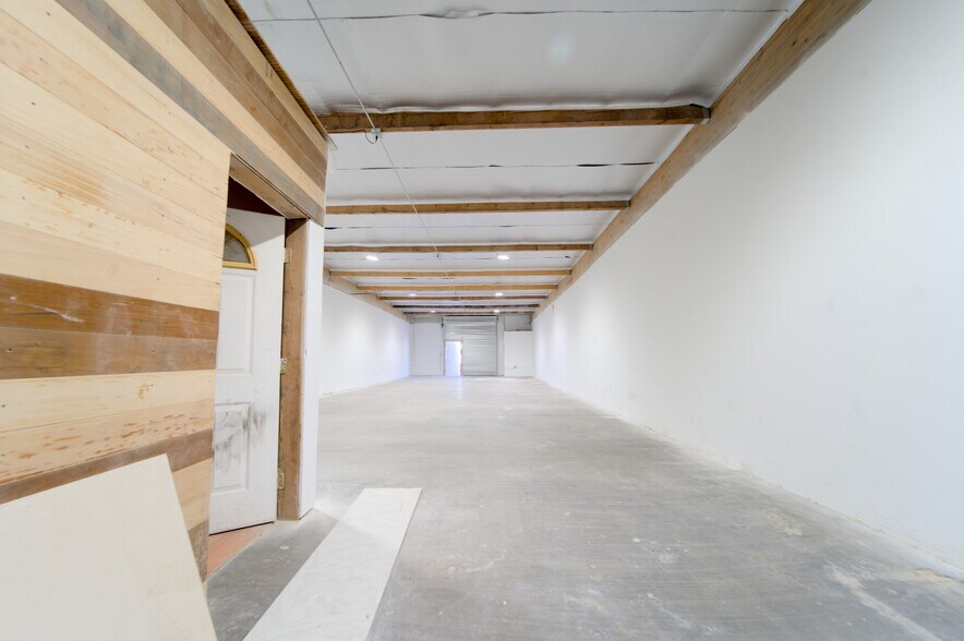 106-136 S Arrowhead Ave, San Bernardino, CA à louer - Photo intérieure - Image 3 de 5