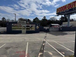 Plus de détails pour 1218 N Bragg Blvd, Spring Lake, NC - Commerce de détail à vendre