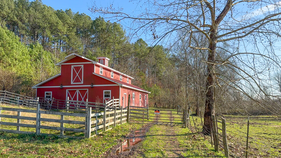 2835 Old Tilton Rd SE, Dalton, GA à vendre - Photo du bâtiment - Image 1 de 1