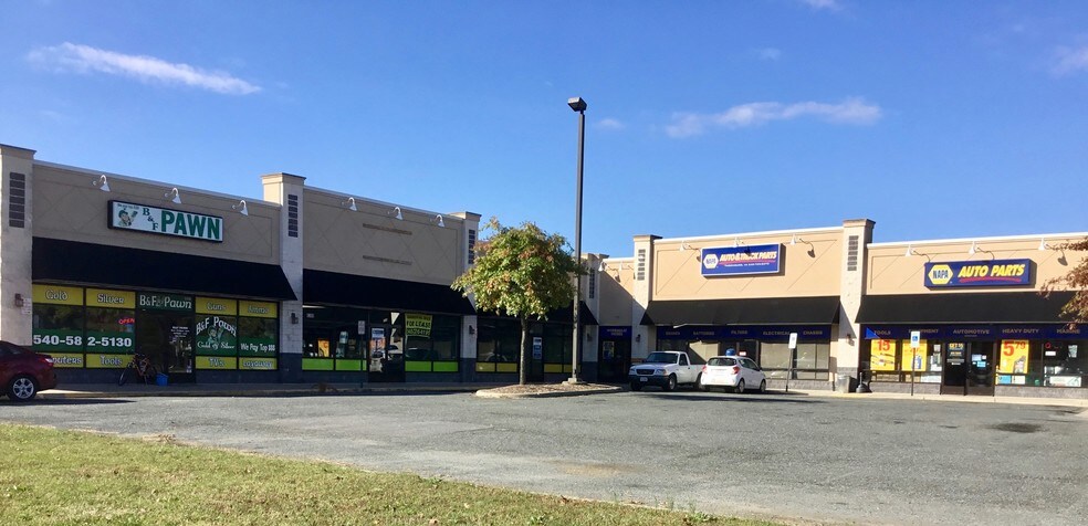6380 Jefferson Davis Hwy, Spotsylvania, VA à louer - Photo du bâtiment - Image 2 de 8
